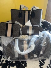 Michael Kors Luggage/adele Logo Travel Baggage Set