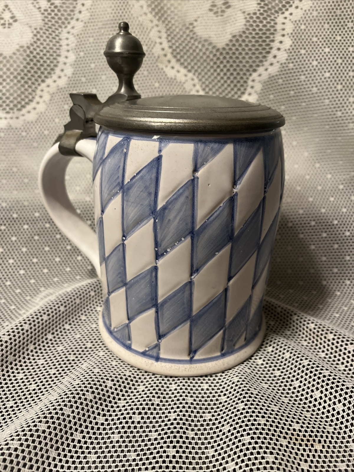 Picture 1 of 18