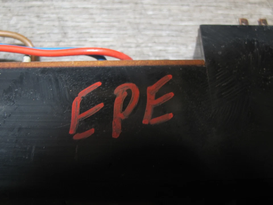 PORSCHE 928 S 1984-1986 TABLERO CERRADURA PUERTA INTERRUPTOR UNIDAD MÓDULO CONTROL Foto 2 de 4