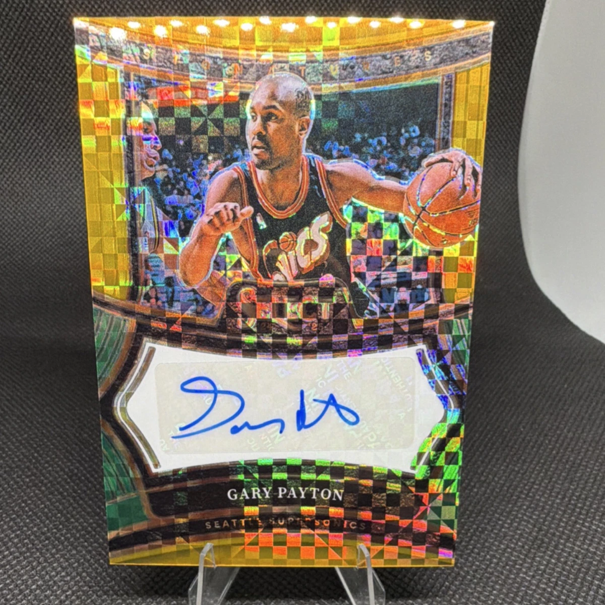 Panini Gary Payton Basketball Autographed Sports Trading Cards