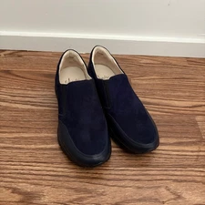 Amalfi by Rangoni Italian Leather Navy Suede Slip On Luxury Loafer Size 7M NWOT