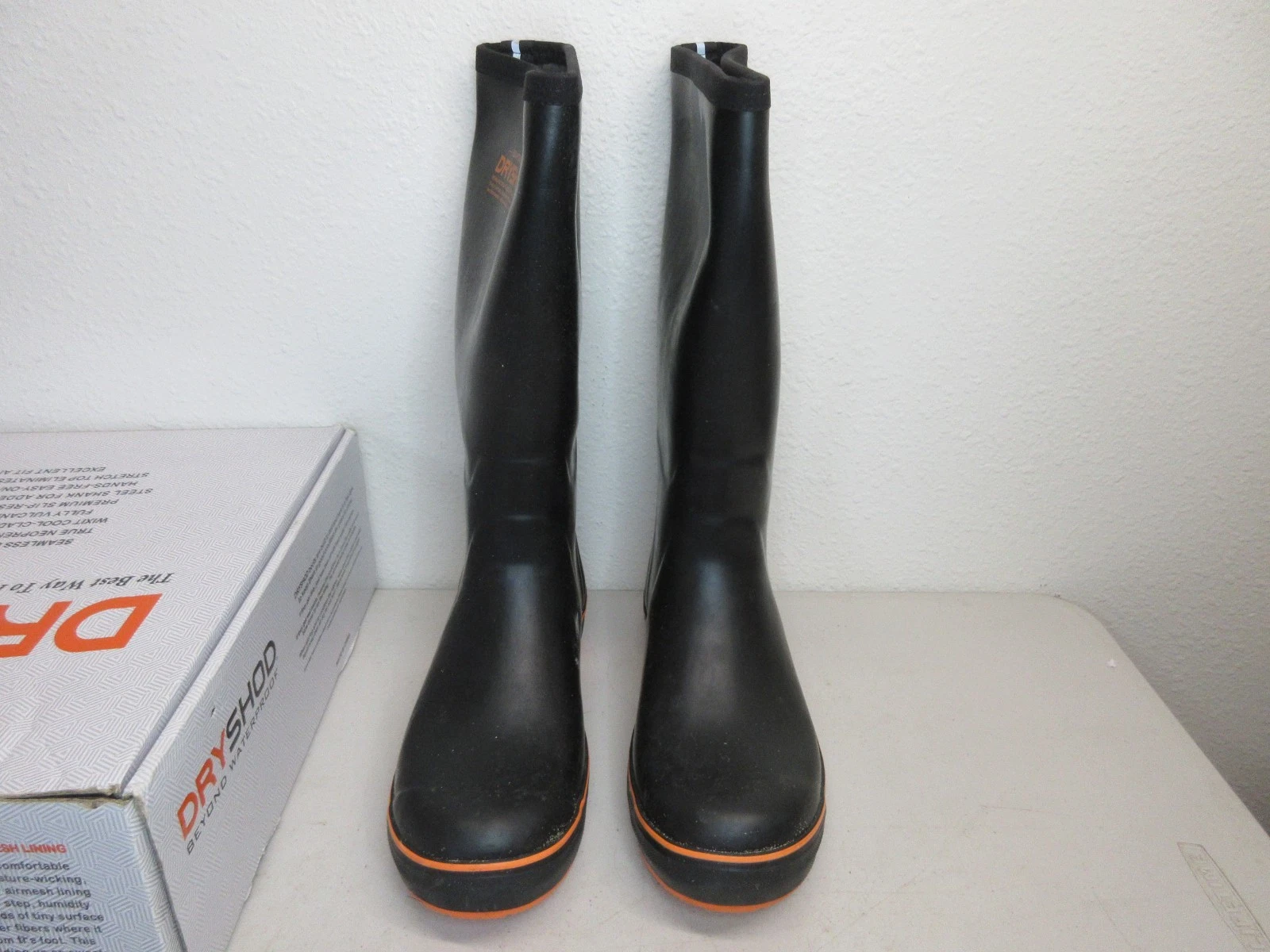 Dryshod Seamonster Waterproof Boots Black/Orange Size 10/ 10.5 USA