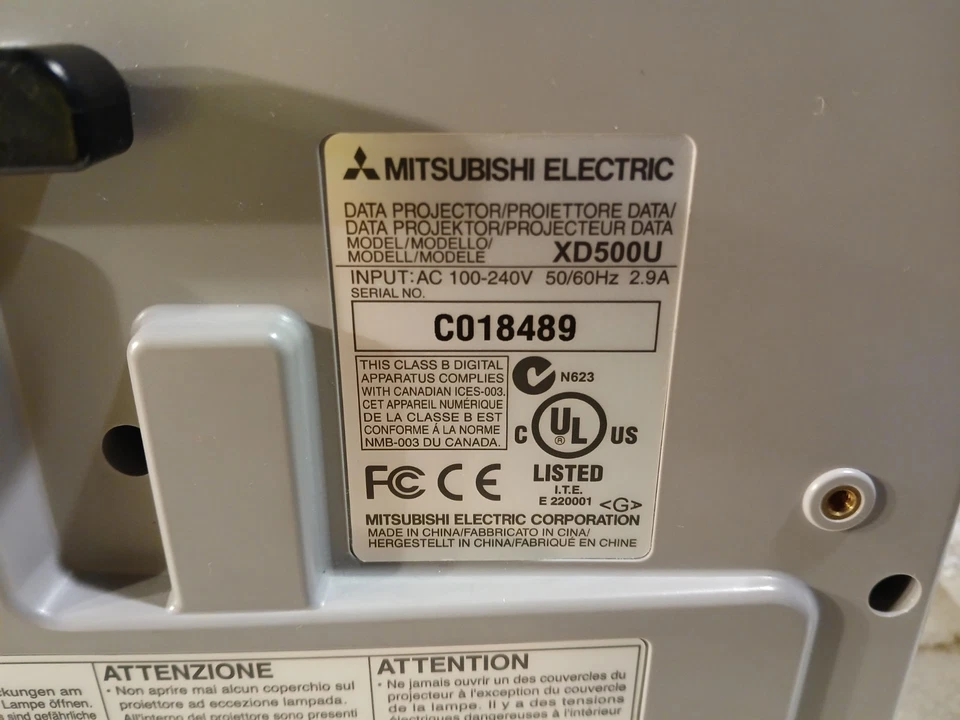 Mitsubishi XD500U DLP Projector - Image 2 of 4