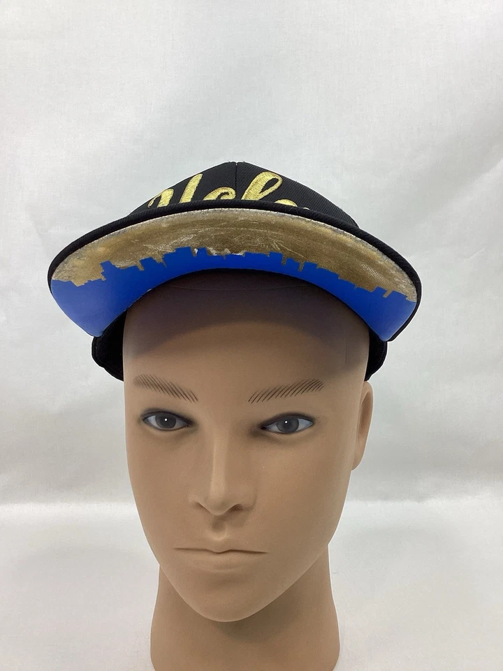 加州大学洛杉矶分校棕熊帽子阿迪达斯 SnapBack 黑色可调节金色刺绣 NCAA — 第 3/4 张图片
