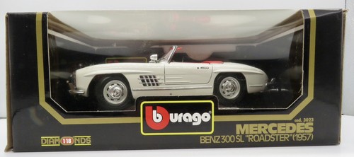 BURAGO 1/18 Mercedes Benz 300 SL Roadster 1957 - 3023 Die Cast Car Model
