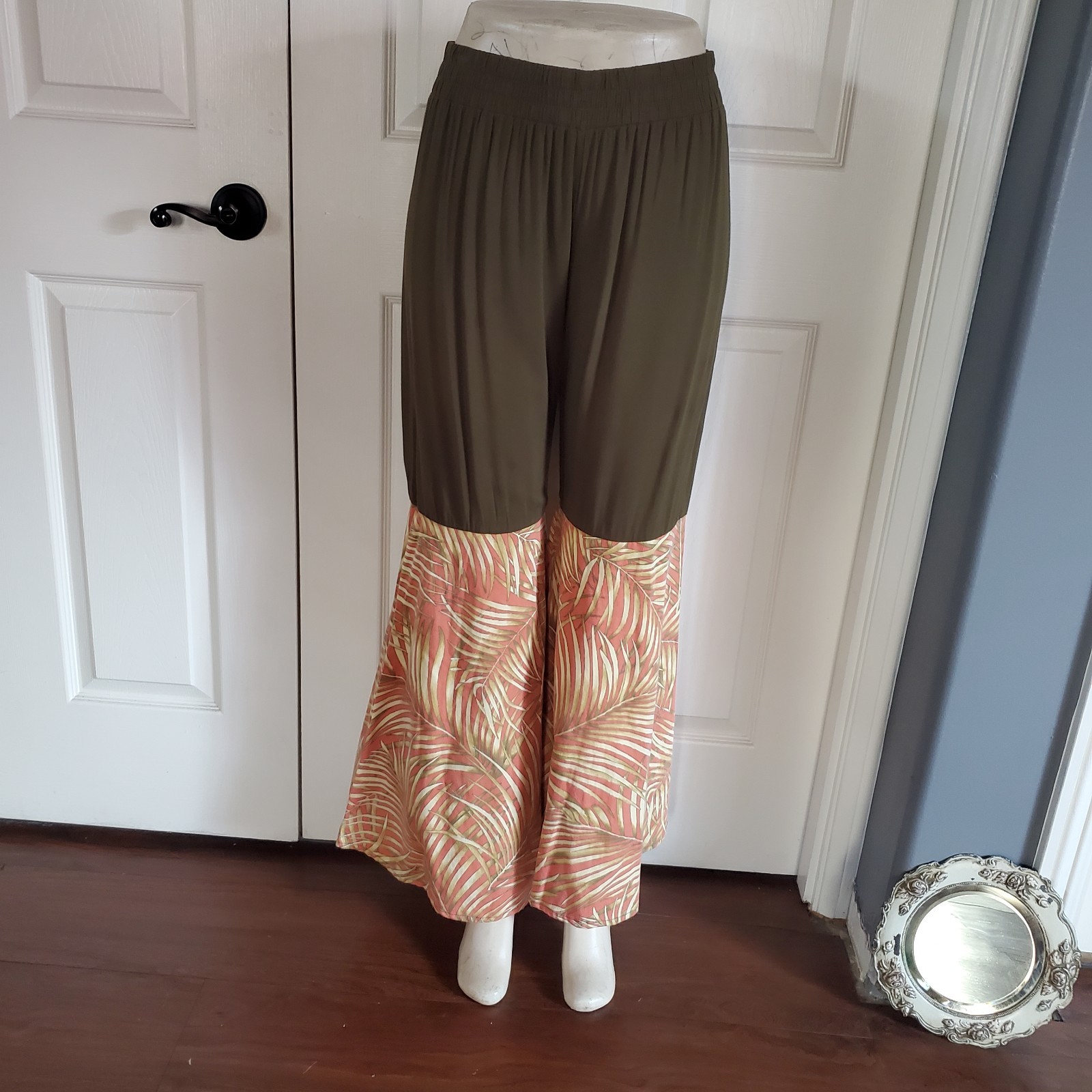 Bebop Pull-on Mixed Media Wide-leg Pants Bell-Bottom Flare Multicolor Floral Med