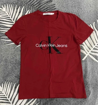 T-shirt Calvin Klein rouge - Photo 1/4