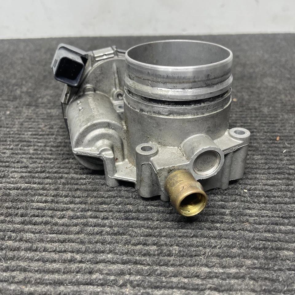 BMW 328i 528i X3 X5 Z4 2013-2015 carrocería del acelerador del motor 2,0 L 13547588625 OEM Foto 4 de 4