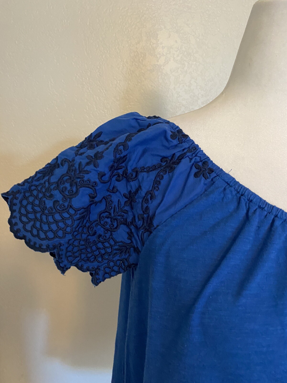 Cable & Gauge Blue And Black Short Sleeve Top Size Sm… Gem