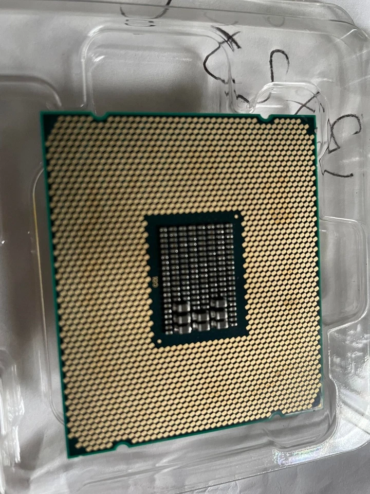 Intel Xeon E5-2630 V4 CPU Processor SR2R7 2.20Ghz 10 Core LGA2011-3 25MB 85W - Image 3 of 4
