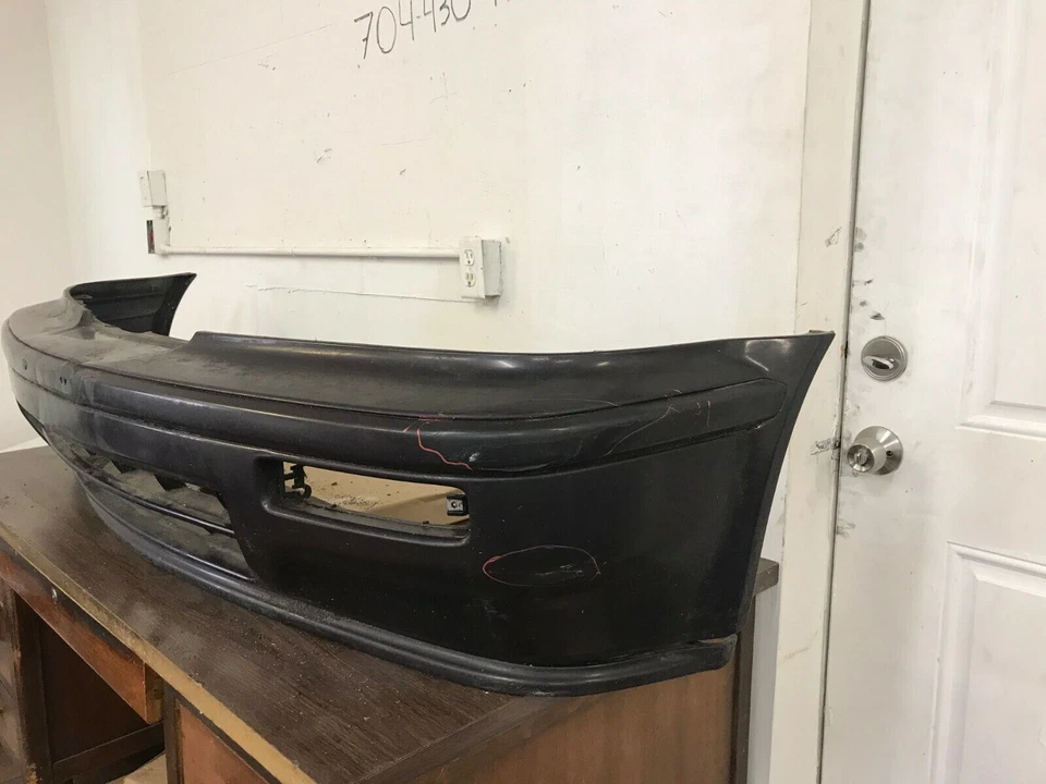 Cubierta del parachoques delantero Acura Vigor 1991-1994 OEM 91-94 Foto 3 de 4