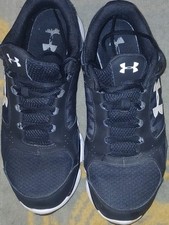 Under Armour mens size 9 shoe 1252295-001
