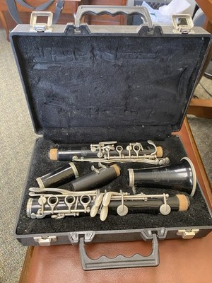 Bundy Resonite Bb Clarinet - Student/Beginner 