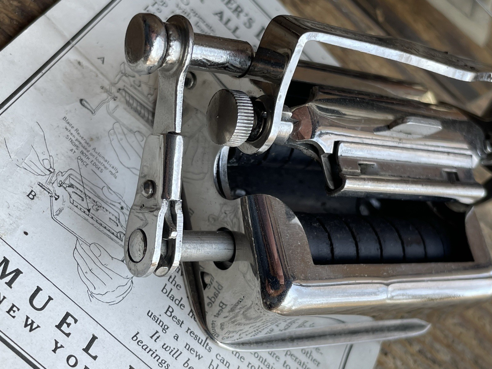 1918 Antique Kanner's Dubeledge Razor Blade Stropper Sharpener In ...