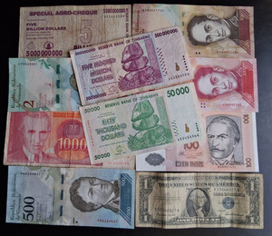 World Foreign currency 10 *small and Large Bank Notes* lot L352