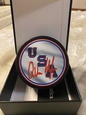 AUTOGRAPHED FANATICS AUTHENTIC QUINN HUGHES USA HOCKEY LOGO PUCK