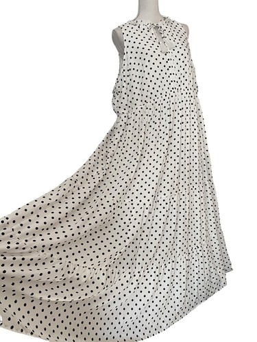 shoes to pair with green dress Tori Gown – Dress the Population main image 1