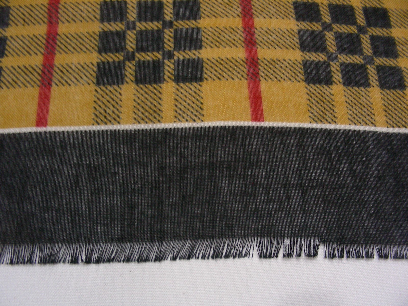 GEOMETRIC PATTERNED - LIGHTWEIGHT POLYESTER - 46"… - image 7