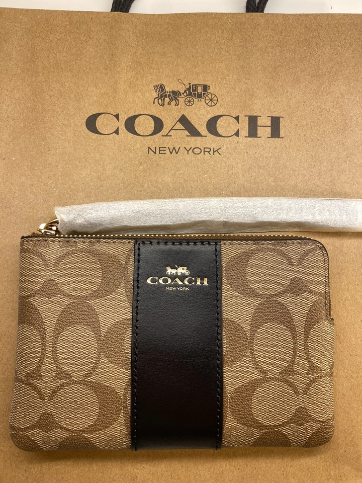COACH Khaki/Black CORNER ZIP WRISTLET NWT