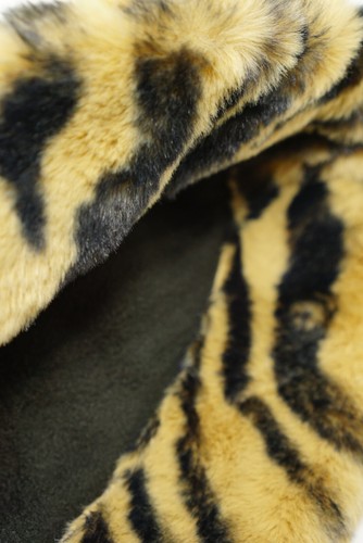 Olive & Pique Faux Fur Fuzzy *TIGER* 80's Bucket Hat, Fleece Lined for Warmth - Picture 2 of 6