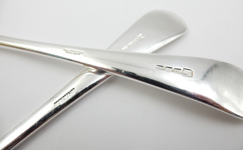 LOT VINTAGE DE 2 CUILLÈRES DE SERVICE ATKIN BROS. EP A1 POINÇON ARGENT 9", Royaume-Uni - Photo 13/13
