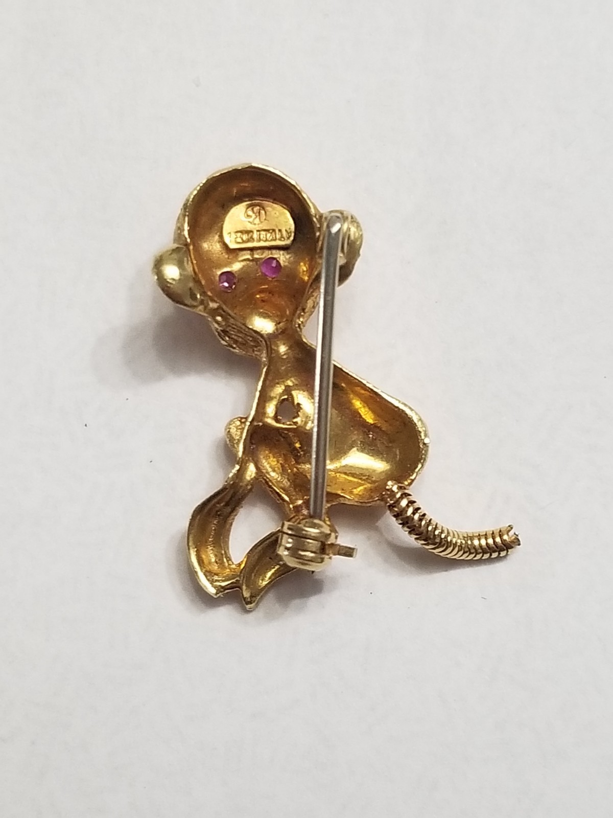 Solid 18k Yellow Gold Monkey Pin With Ruby Eyes G… - image 2