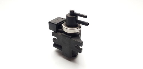 Volkswagen PASSAT B5.5 2002 Diesel 96kW Turbolader Druckwandler Magnetventil