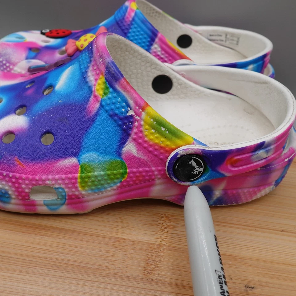 Crocs tamanco sapatos crianças tamanho 13 criança tingimento de gravata joaninha doces jibbitz falhas - Imagem 2 de 4