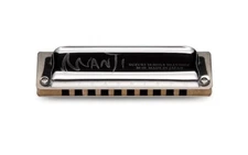 Suzuki M-20NM-E Manji Natural Minor Harmonica, Key of E