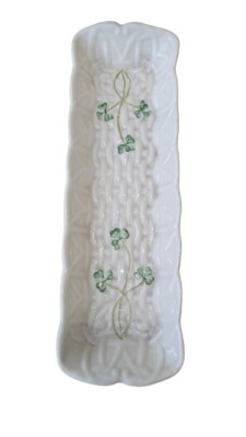 Belleek - Kleeblatt Tablett - Länge 24 cm