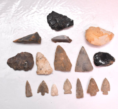 ATQ INDIAN ARTIFACTS ARROWHEAD TOOLS LOT 16 POINTS NATIVE AMERICAN ...