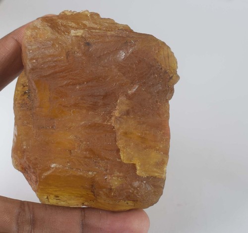 Yellow Golden Fluorite 1422 Ct/71 mm Natural Gemstone Rough Mineral Specimen - Picture 2 of 4