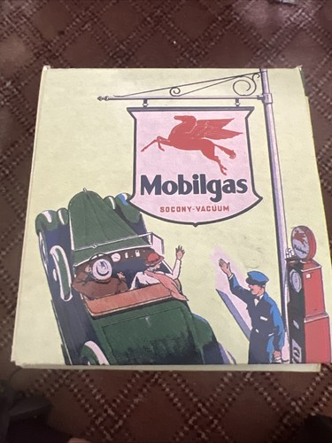 Taylor Made Mobilgas Tanker Truck 4th Collection Series Mobil Toy 1:34 Scale - Picture 6 of 7