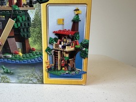 NEW Sealed LEGO Creator 3 in 1 - Treehouse Adventures 31053 387 Pc RETIRED