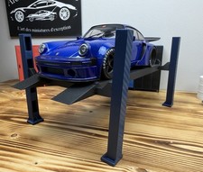 Diorama 1/18 - Pont élévateur 4 colonnes 1:18 réglable – Dark Blue / Black 1/18