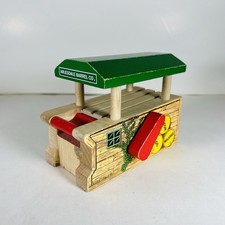 Wooden Railway Thomas the Train Track Piece Arlesdale Company Barrel Loader 2001