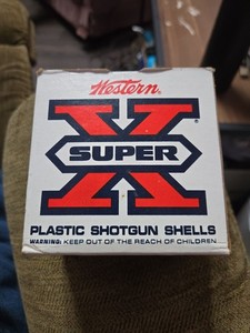 Vintage Western Super X Shotgun 12Ga 2 3/4" 1 1/8oz 7 1/2oz Empty Ammo Box 