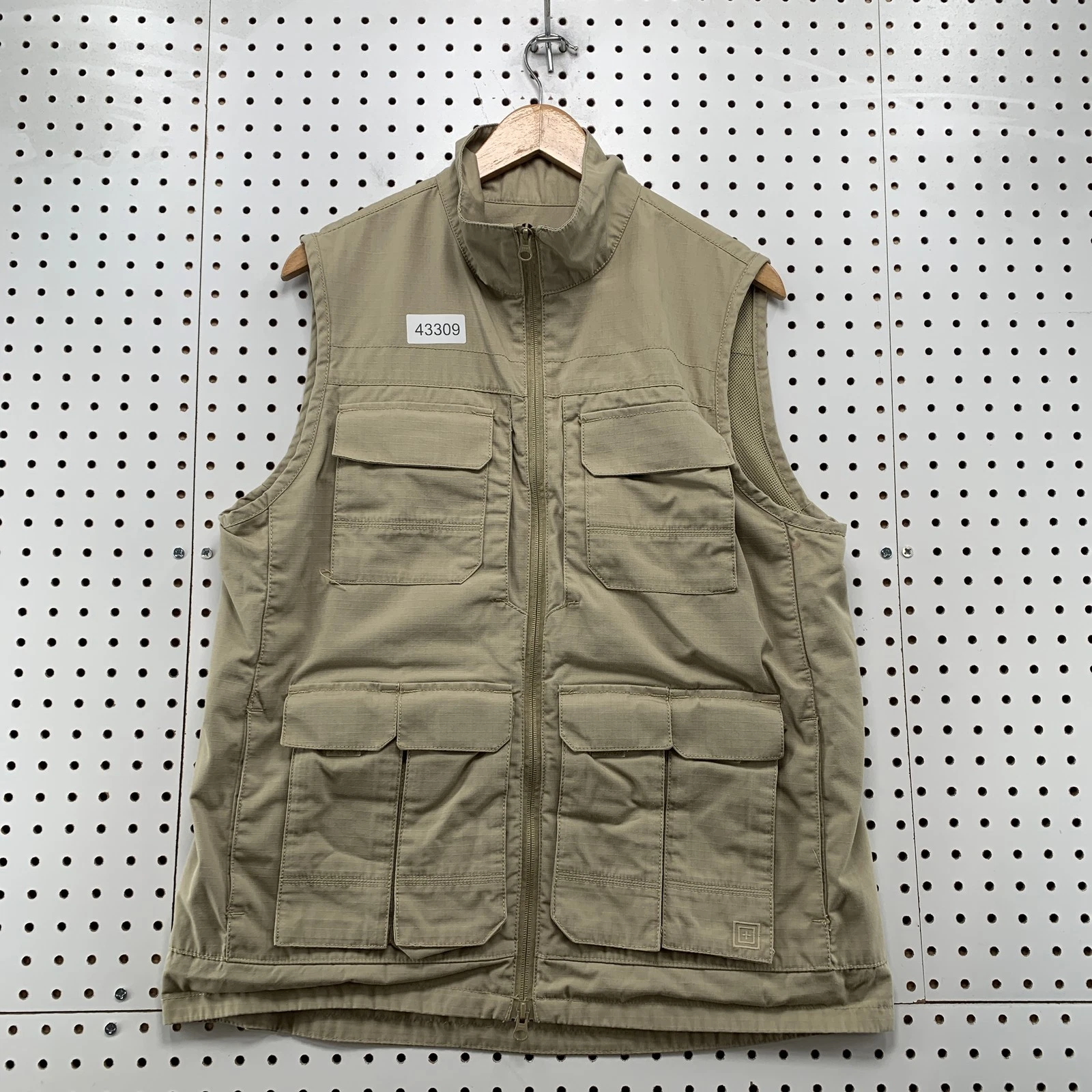 5.11 Tactical Series Khaki Zip Up Vest Mens Medium Fishing Photograpy Safari