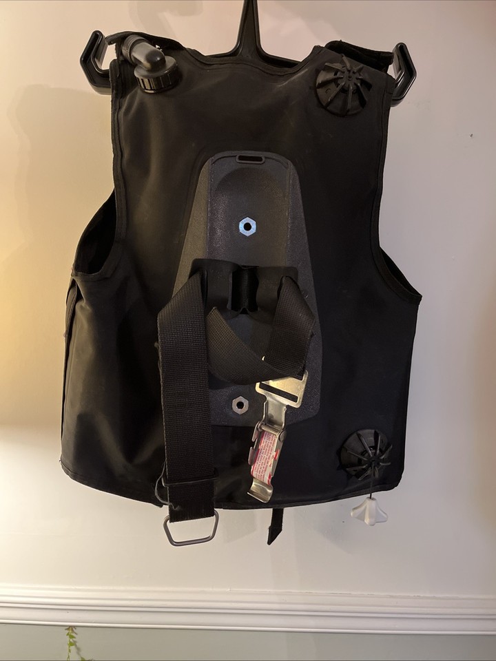 SALE! Scubapro Classic BCD With AIR 2 Extra Small Rarely Used Great ...