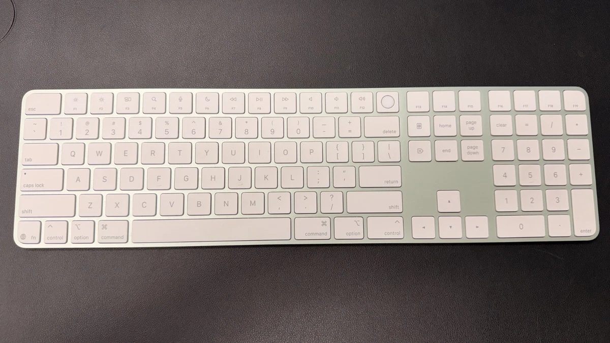 25+ Apple USB-C English Computer Keyboards & Keypads for sale