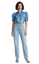 Gloria Vanderbilt High Rise Straight Leg Jean Relaxed Light Blue Wash Size 6