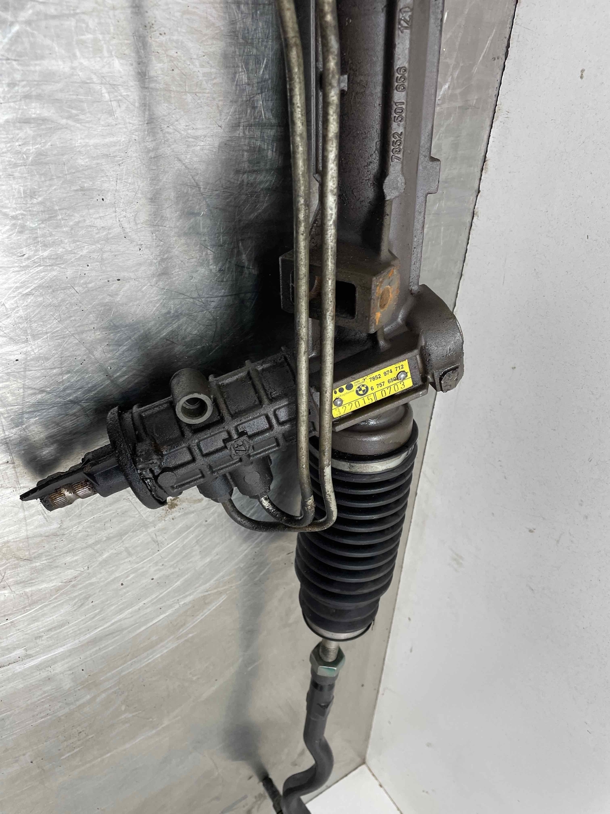 2004 Bmw 330I Power Steering Gear Rack 71K Rwd 7852974712 6757650  