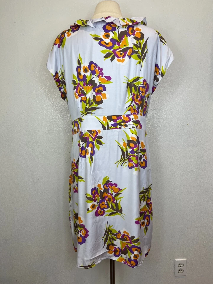 Boden женщин стороны молнии с оборками цветочный шелк оболочка платье серый белый размер 12R - Изображение 4 из 4