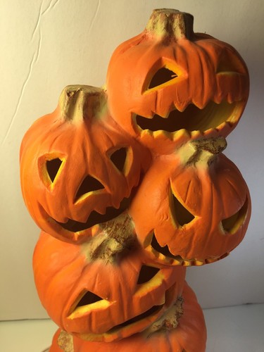 "PILA DE TÓTEM CALABAZA DE ESPUMA TRENDMASTERS JOL HALLOWEEN MOLDE DE SOPLADO DECORACIÓN DE 18" - Imagen 9 de 12
