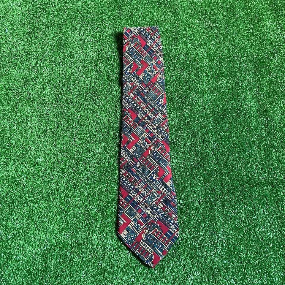 Corbata de cuello Y2K con estampado geométrico de arte del Museo Metropolitano de Arte Foto 2 de 4