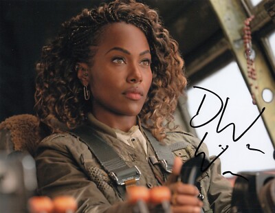 Jurassic World: DeWanda Wise HANDSIGNIERT *Kayla Watts* 10x8 Foto AFTAL [3]