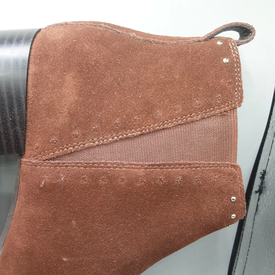 Isaac Mizrahi Botas Para Mujer 8.5M Marrón Tachonado Gamuza Tobillo A32 Foto 4 de 4