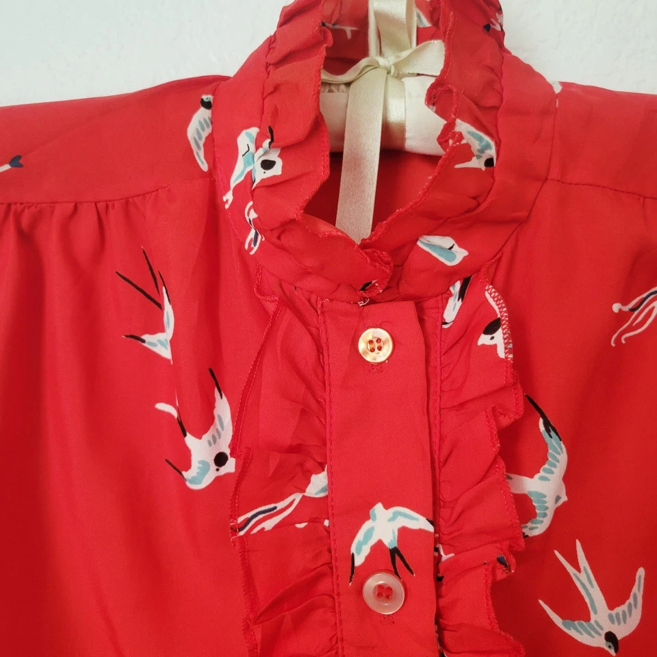 Винтажная блузка с птичьим принтом с оборками красная 70-е  - Изображение 3 из 4