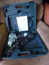 Metabo HPT NT65MA4 (S) 15-Ga 2-1/2" Angled Finish Nailer w/ Hard Case -