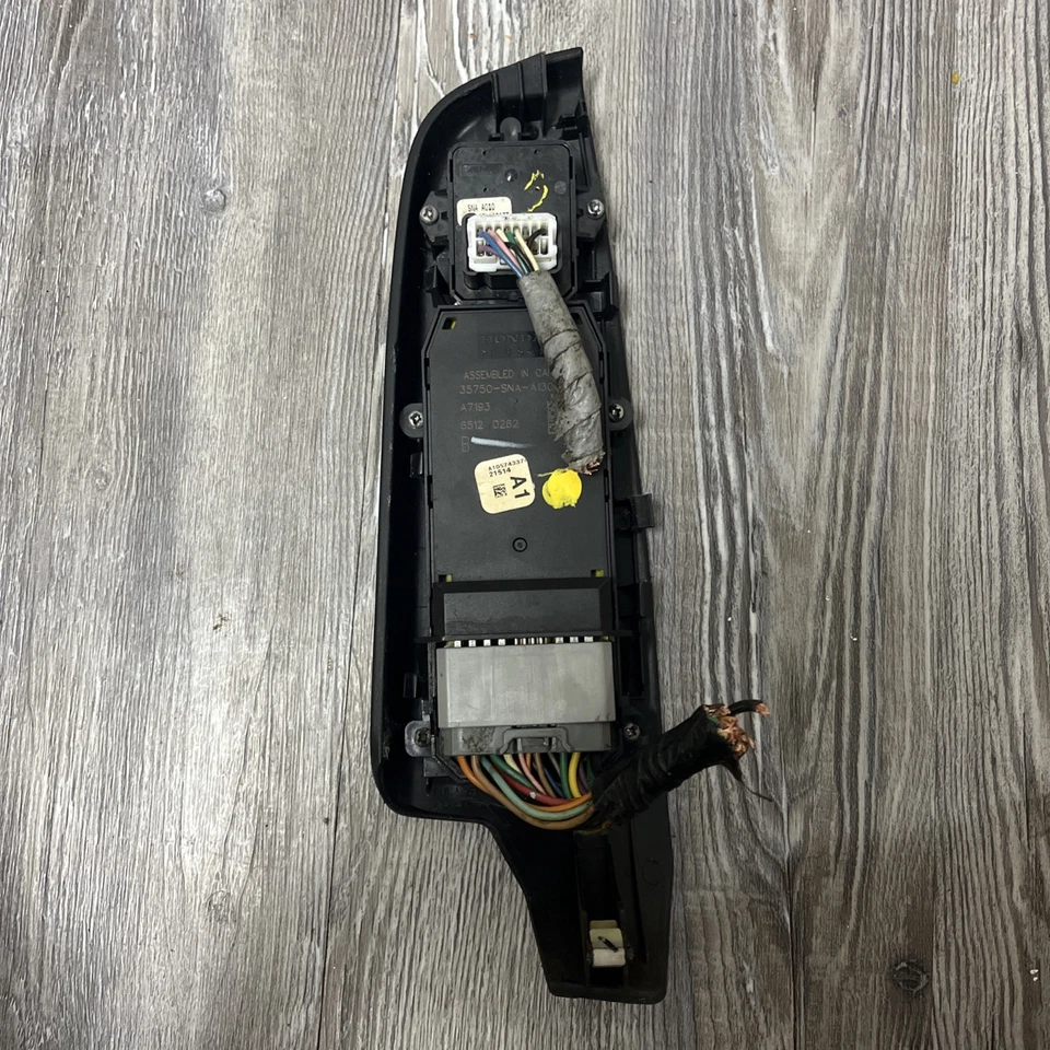 ( 2006-2011 )Honda Civic 4dr sedan master window switch (OEM) - Image 2 of 4